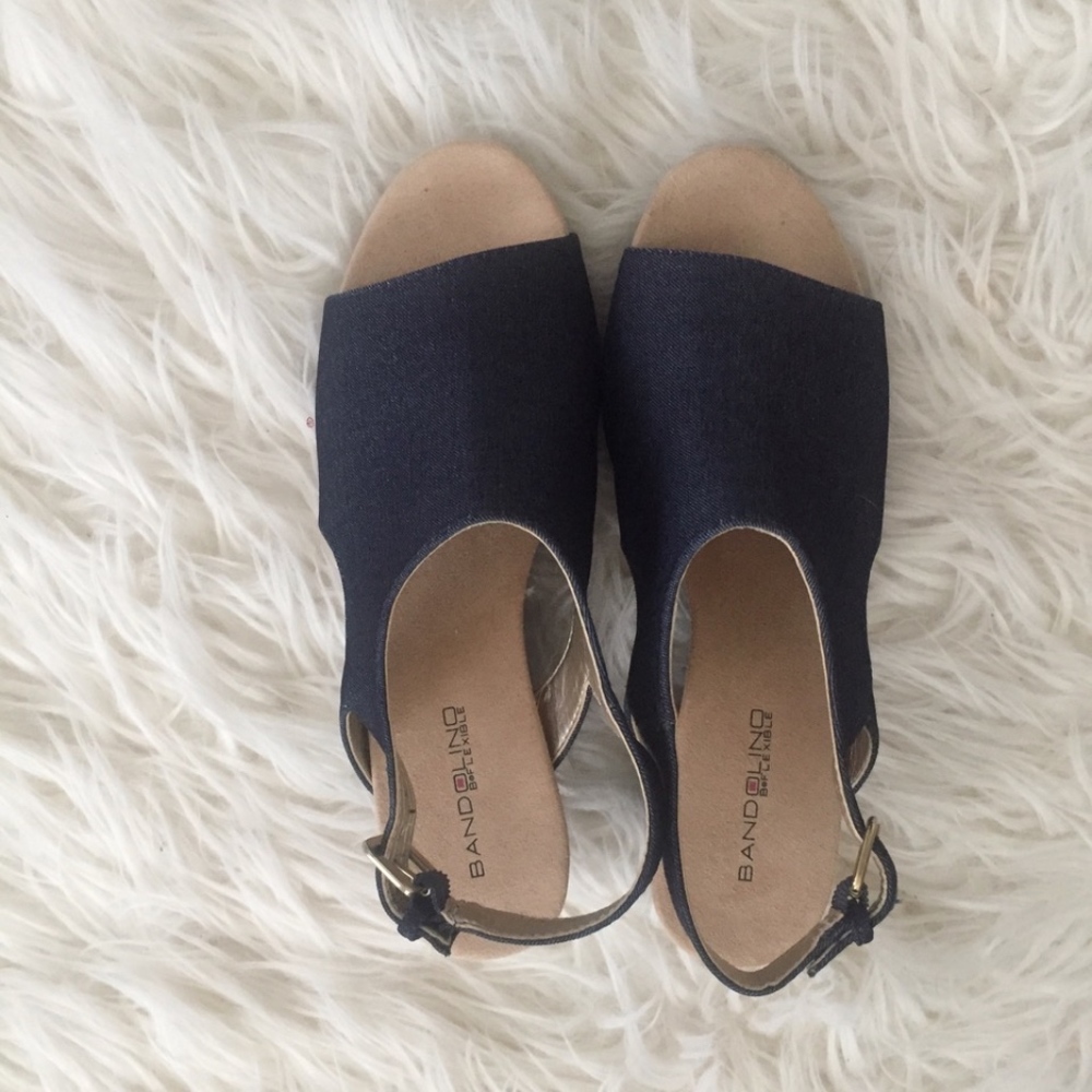 Bandolino Wedge Sandals